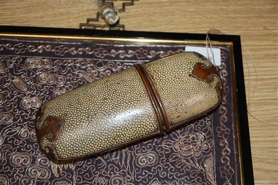 A Meiji shagreen and copper inro with glass netsuke and a pair of Chinese rank badges,